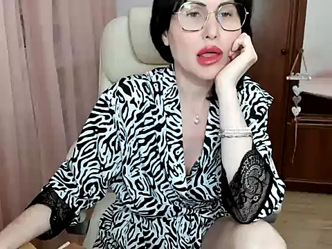 Alyona Alex online show from 05/05/26, 04:48