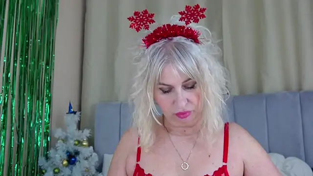 Barbie Blond  online show from 12/27/24, 02:33