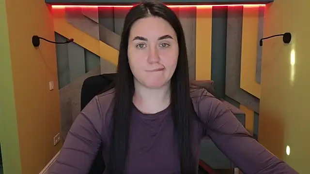 Roxie Bradley online show from 01/04/25, 07:34