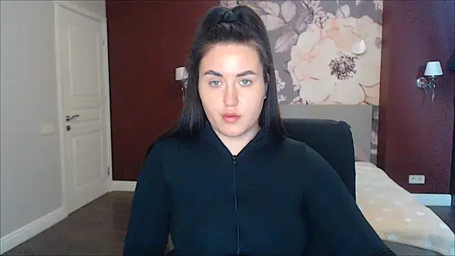 Roxie Bradley online show from 01/17/25, 09:39