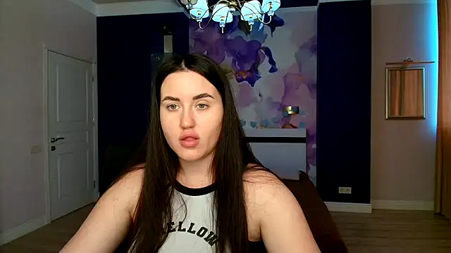 Roxie Bradley online show from 01/23/25, 10:11