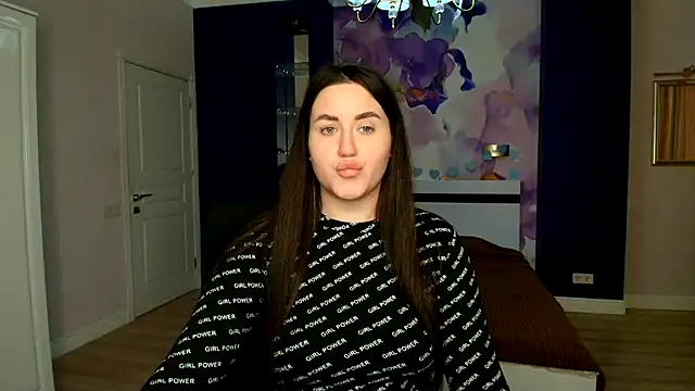 Roxie Bradley online show from 01/27/25, 07:56