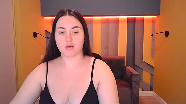 Roxie Bradley online show from 02/24/25, 07:00