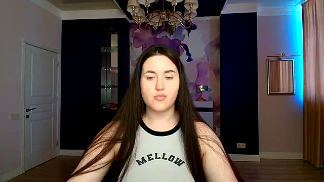 Roxie Bradley online show from 03/21/25, 07:11