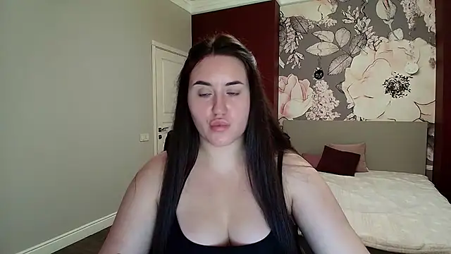 Roxie Bradley online show from 09/22/25, 06:04