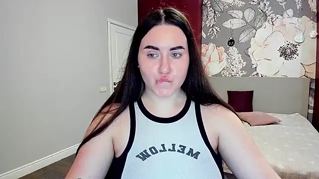 Roxie Bradley online show from 02/24/26, 06:55