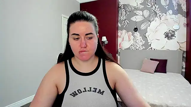 Roxie Bradley online show from 03/09/26, 06:50