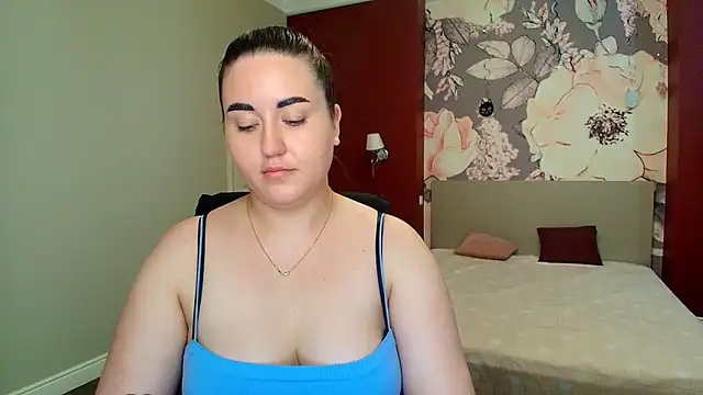Snapshot of Roxie_Bradley chatting on 06/09/26, 05:41 Roxie Bradley online show from 06/09/26, 05:41