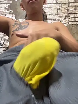 xlovercum online show from 10/31/25, 04:19