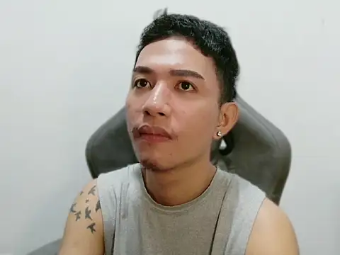 xlovercum online show from 02/11/26, 08:41