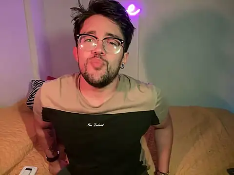 Im sophiie online show from 01/27/25, 09:02