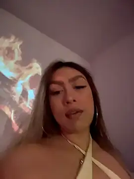 Im sophiie online show from 03/28/26, 06:46