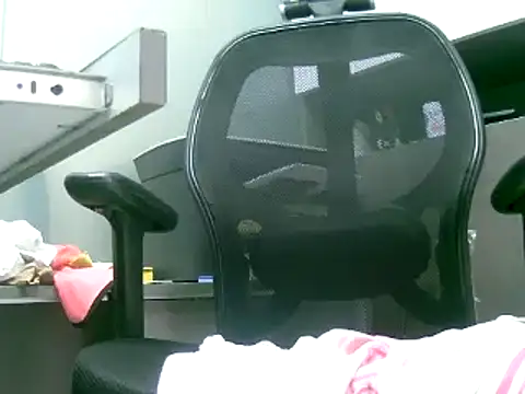 Snapshot of kavipanty chatting on 01/01/25, 10:00 kavipanty online show from 01/01/25, 10:00