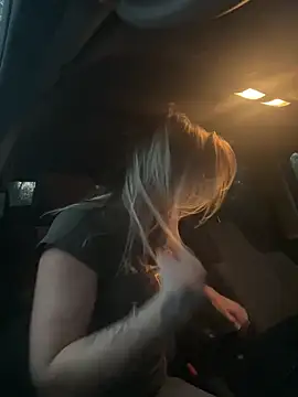 Jessiejames32 online show from 01/16/25, 11:06