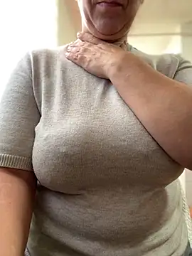 sweetmystery1 online show from 10/15/25, 01:55