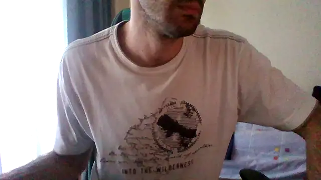 ivancho695 online show from 02/04/26, 03:40