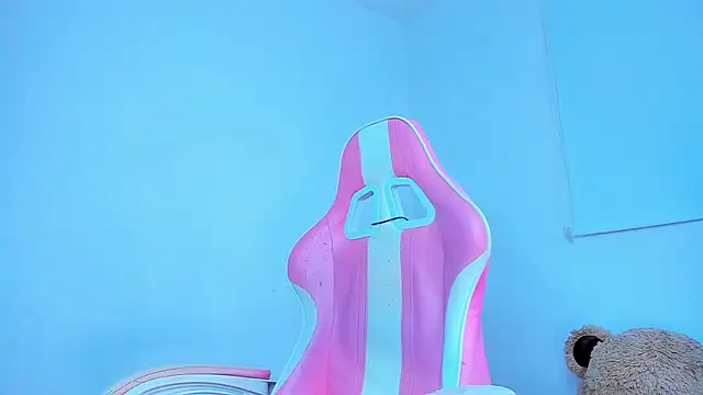 Ariana f online show from 04/08/26, 11:05