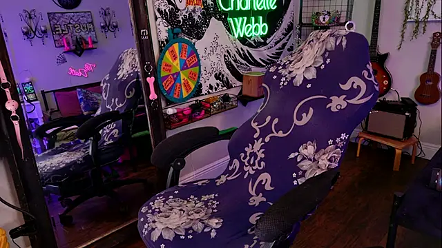 CharletteWebb online show from 02/05/25, 06:13