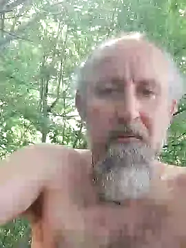 Snapshot of BuckWessle chatting on 06/09/26, 11:11 BuckWessle online show from 06/09/26, 11:11