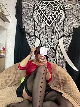 Boonny Boo01 online show from 04/17/26, 01:47