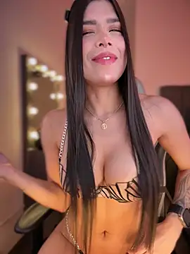 JanyLunaa online show from 11/20/25, 11:04