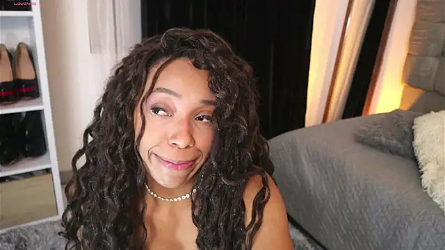 Valeriestyle online show from 03/06/25, 10:09