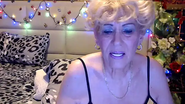 HappyWomanOn online show from 11/12/25, 07:20