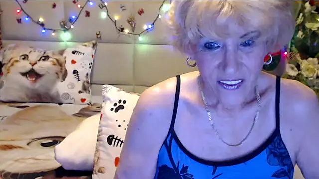 HappyWomanOn online show from 12/15/25, 10:52