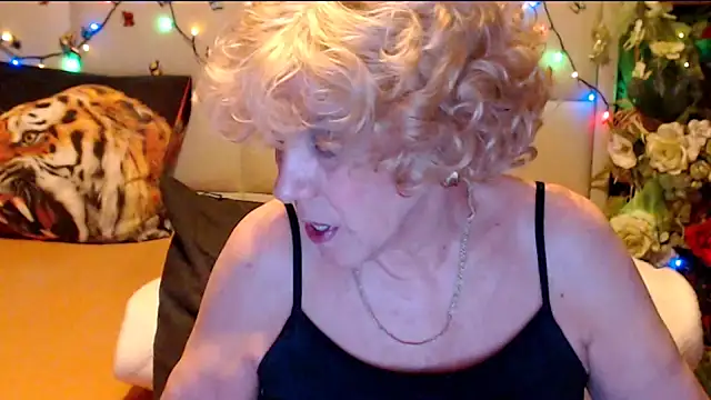 HappyWomanOn online show from 02/11/26, 09:25