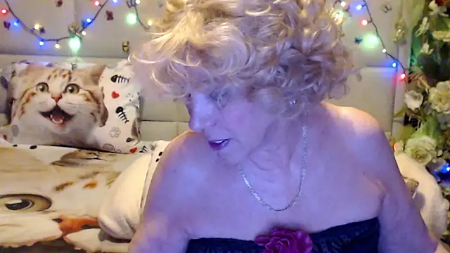 HappyWomanOn online show from 04/02/26, 06:44