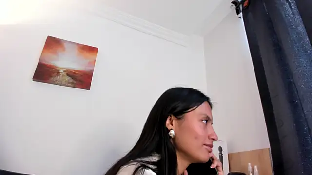 Snapshot of nia__white chatting on 12/04/25, 07:11 nia white online show from 12/04/25, 07:11