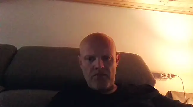 davigochi77bcn online show from 02/25/25, 11:00