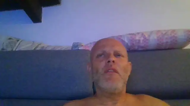 davigochi77bcn online show from 10/03/25, 09:34