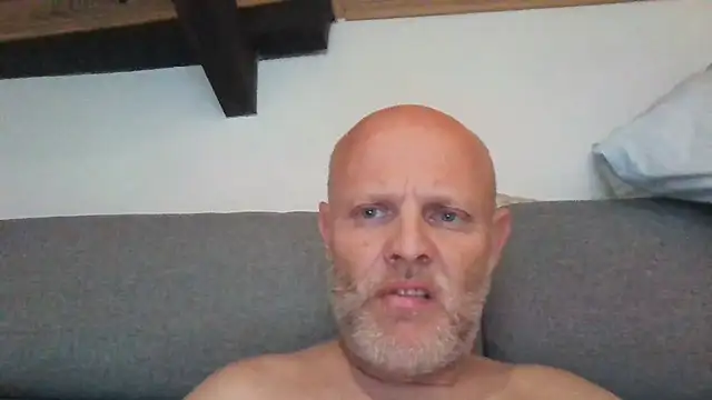 davigochi77bcn online show from 11/26/25, 11:17