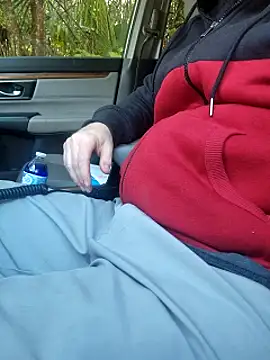 Snapshot of Hotredheadandtoungelasher chatting on 12/13/24, 02:38 Hotredheadandtoungelasher online show from 12/13/24, 02:38