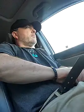 Snapshot of Hotredheadandtoungelasher chatting on 12/17/24, 07:04 Hotredheadandtoungelasher online show from 12/17/24, 07:04