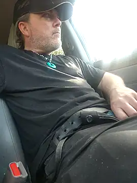 Snapshot of Hotredheadandtoungelasher chatting on 01/06/25, 04:13 Hotredheadandtoungelasher online show from 01/06/25, 04:13