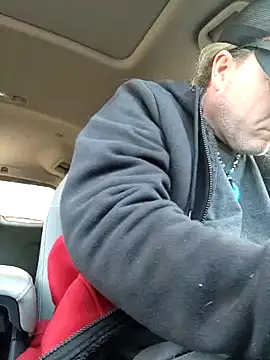 Snapshot of Hotredheadandtoungelasher chatting on 01/14/25, 07:11 Hotredheadandtoungelasher online show from 01/14/25, 07:11