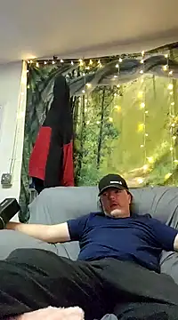 Snapshot of Hotredheadandtoungelasher chatting on 01/16/25, 08:00 Hotredheadandtoungelasher online show from 01/16/25, 08:00