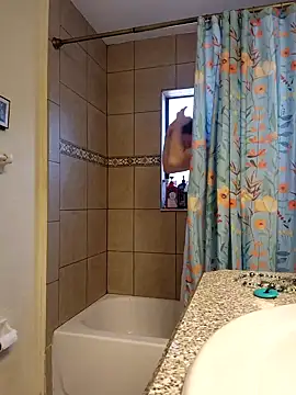 Snapshot of Hotredheadandtoungelasher chatting on 01/18/25, 03:59 Hotredheadandtoungelasher online show from 01/18/25, 03:59