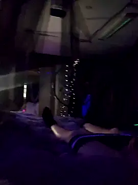 Snapshot of Hotredheadandtoungelasher chatting on 01/29/25, 10:37 Hotredheadandtoungelasher online show from 01/29/25, 10:37