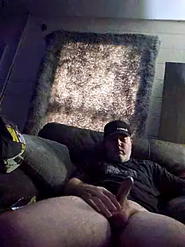 Snapshot of Hotredheadandtoungelasher chatting on 02/19/25, 07:27 Hotredheadandtoungelasher online show from 02/19/25, 07:27