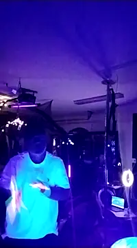 Snapshot of Hotredheadandtoungelasher chatting on 02/20/25, 07:12 Hotredheadandtoungelasher online show from 02/20/25, 07:12