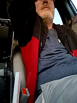 Snapshot of Hotredheadandtoungelasher chatting on 02/26/25, 12:36 Hotredheadandtoungelasher online show from 02/26/25, 12:36