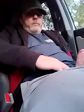 Snapshot of Hotredheadandtoungelasher chatting on 02/27/25, 11:52 Hotredheadandtoungelasher online show from 02/27/25, 11:52