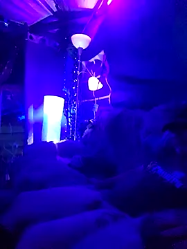 Snapshot of Hotredheadandtoungelasher chatting on 03/10/25, 08:59 Hotredheadandtoungelasher online show from 03/10/25, 08:59