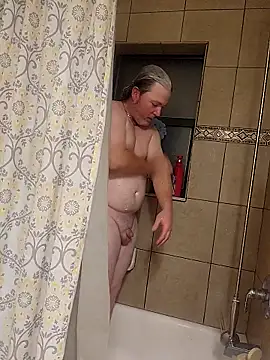 Snapshot of Hotredheadandtoungelasher chatting on 10/04/25, 03:15 Hotredheadandtoungelasher online show from 10/04/25, 03:15