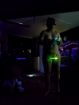 Hotredheadandtoungelasher online show from 11/21/25, 11:42