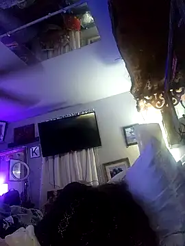 Hotredheadandtoungelasher online show from 01/11/26, 09:03