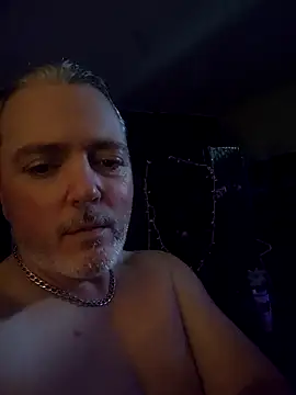 Snapshot of Hotredheadandtoungelasher chatting on 04/28/26, 02:55 Hotredheadandtoungelasher online show from 04/28/26, 02:55